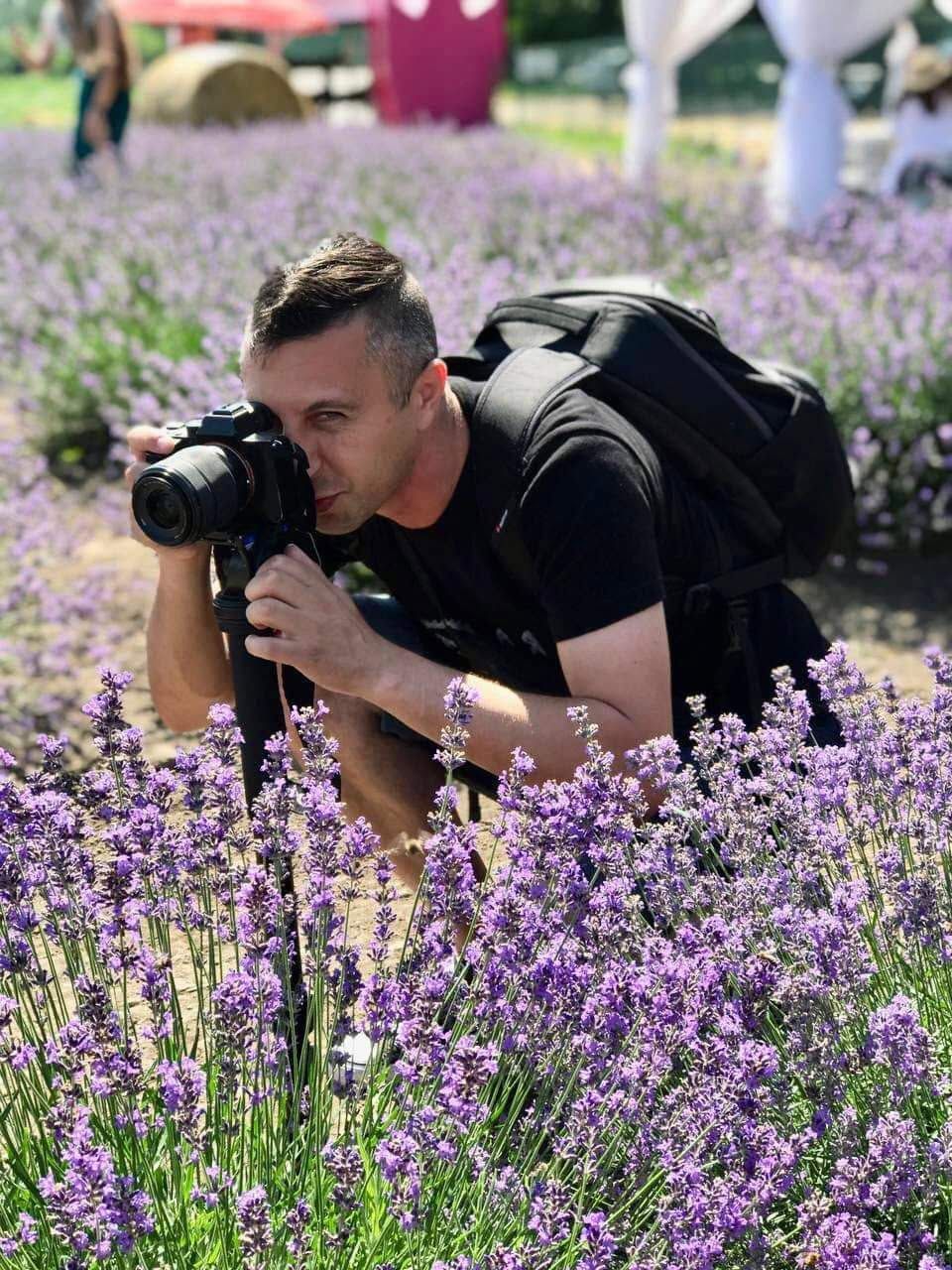 Він умів бачити те, повз що інші проходять. Пам’яті фотокореспондента, оператора, митця, солдата Максима Шварцмана